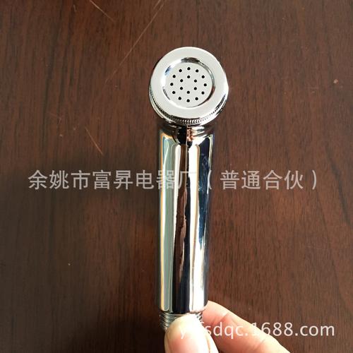 開(kāi)關(guān)花灑_白色馬桶小噴槍 高效衛(wèi)生的多功能衛(wèi)浴解決方案